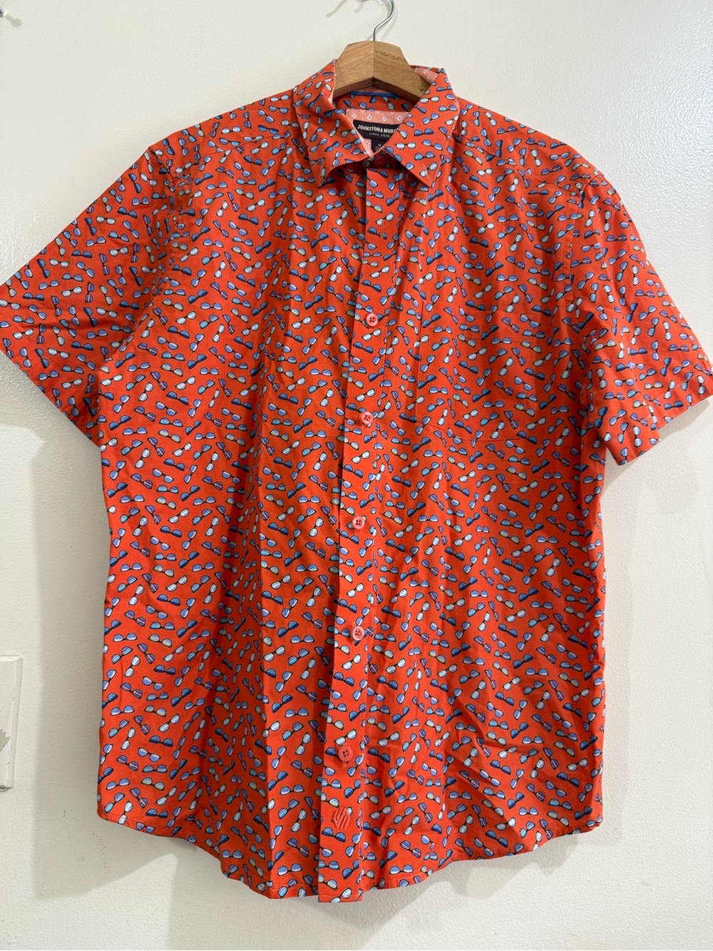 Johnston & Murphy Short-Sleeve Red Button-Down with Blue Print